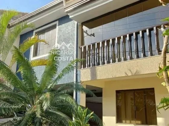 Sua Casa de Condomínio dos Sonhos na Estrada do Mendanha - Campo Grande, RJ!