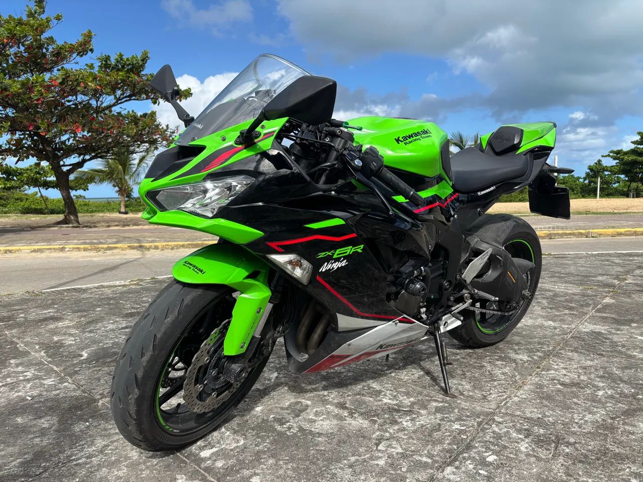 Kawasaki Zx-6r 636cc 2021 - 1447670306 | OLX