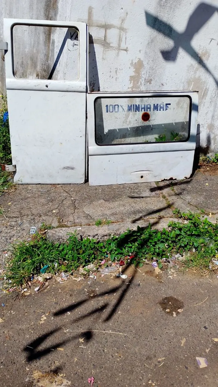 Portas de Kombi PREÇO PARA VENDER LOGO
