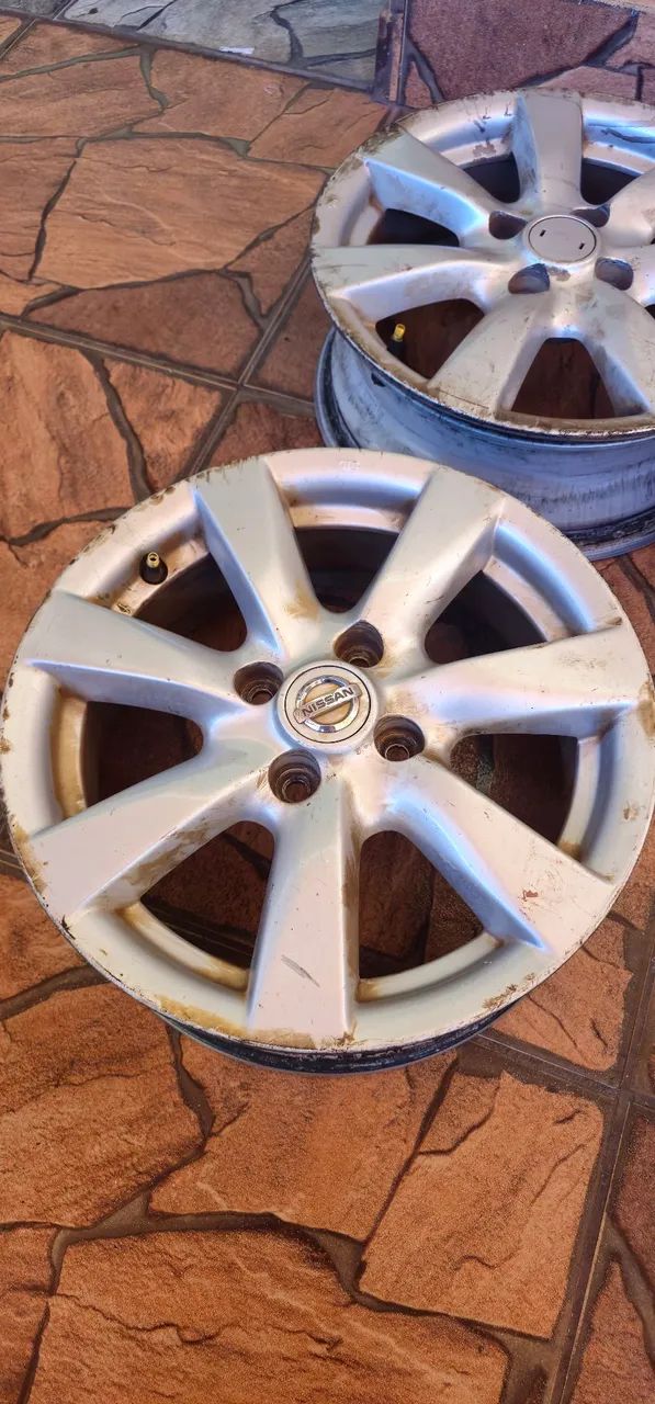 Rodas de liga leve Nissan Versa/March aro 15 - Foto 4