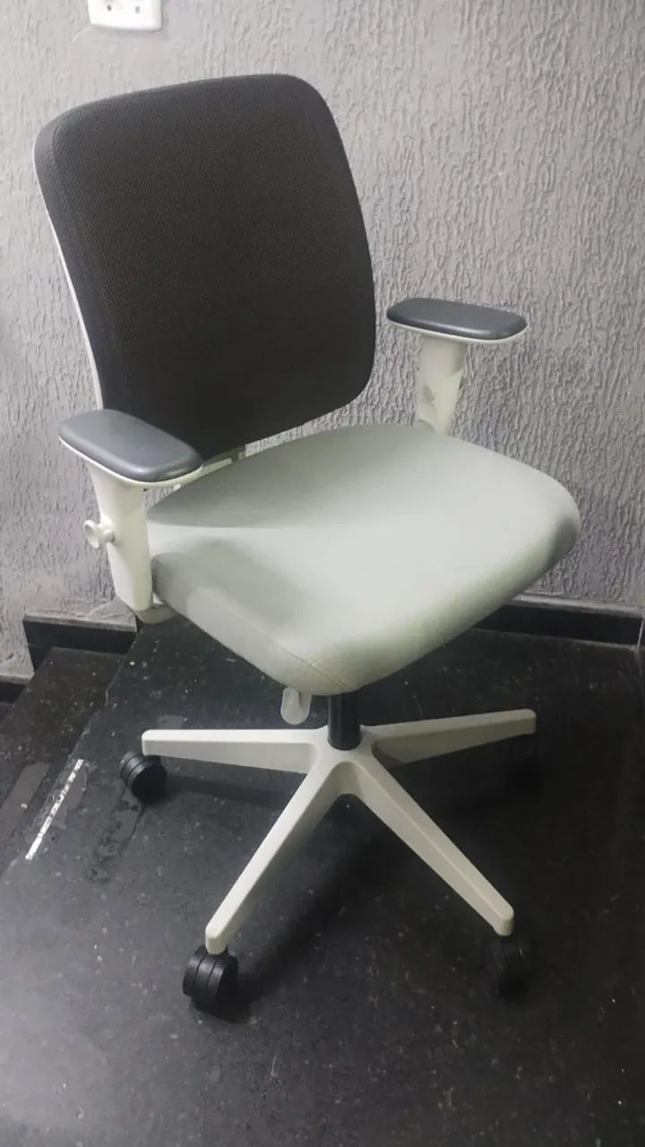 Cadeira Diretor Cavaletti para escritório - Foto 4