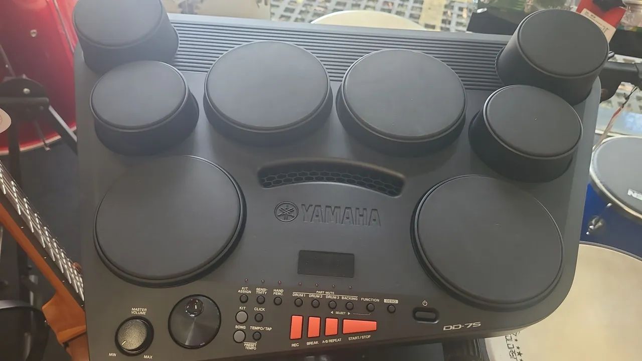Bateria Eletrônica Yamaha DD-75 na oferta 