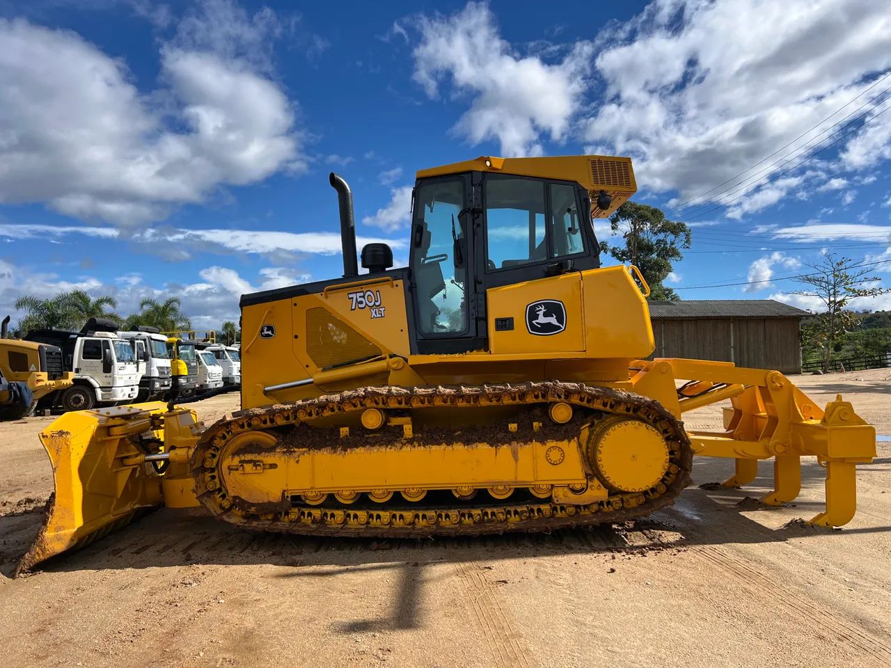 Trator esteira JHON DEERE 750J - Foto 2