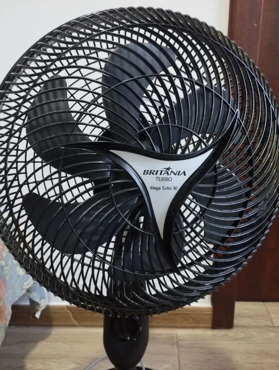 Ventilador Britânia Coluna Mega Turbo 30 - 220V - Usado e Funcionando - Foto 5
