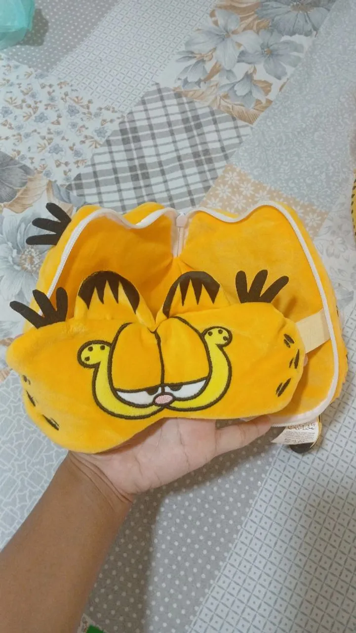 Almofada/tapa olho Garfield Amarela
