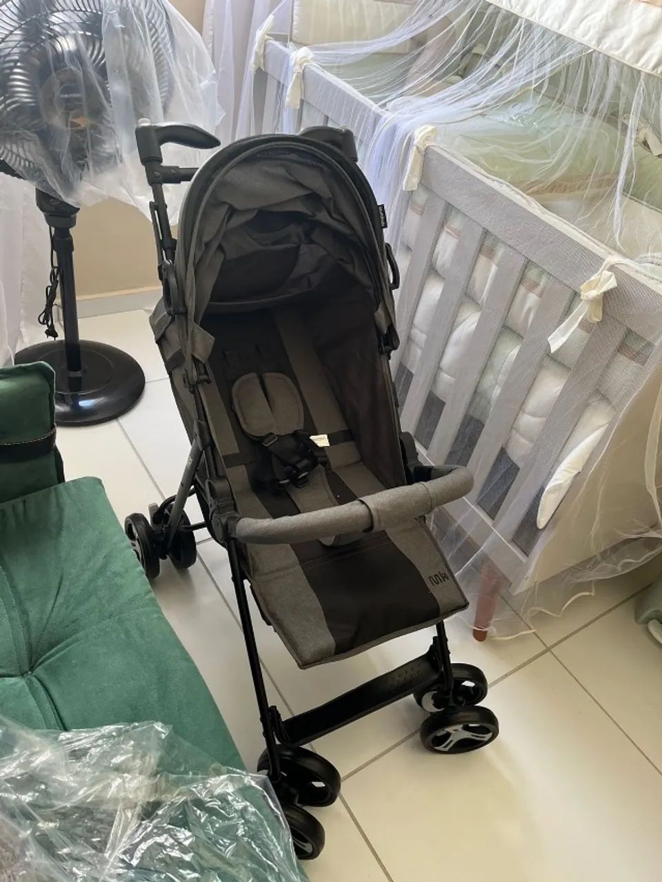 Carrinho de bebê multikids 