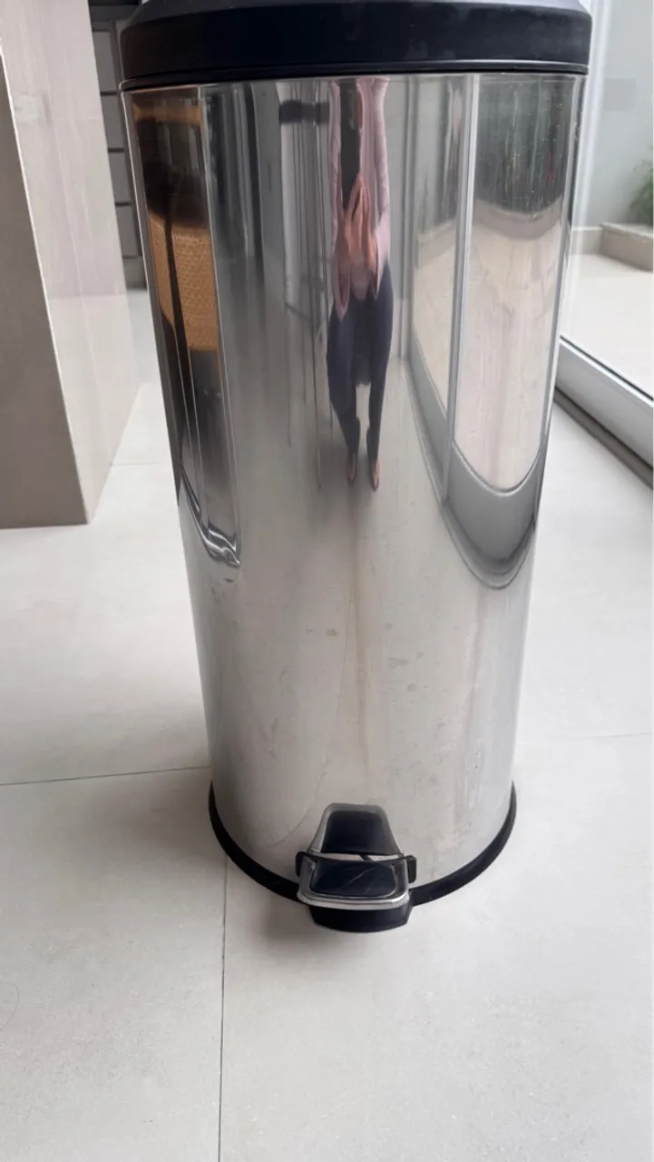 Lixeira Grande em inox