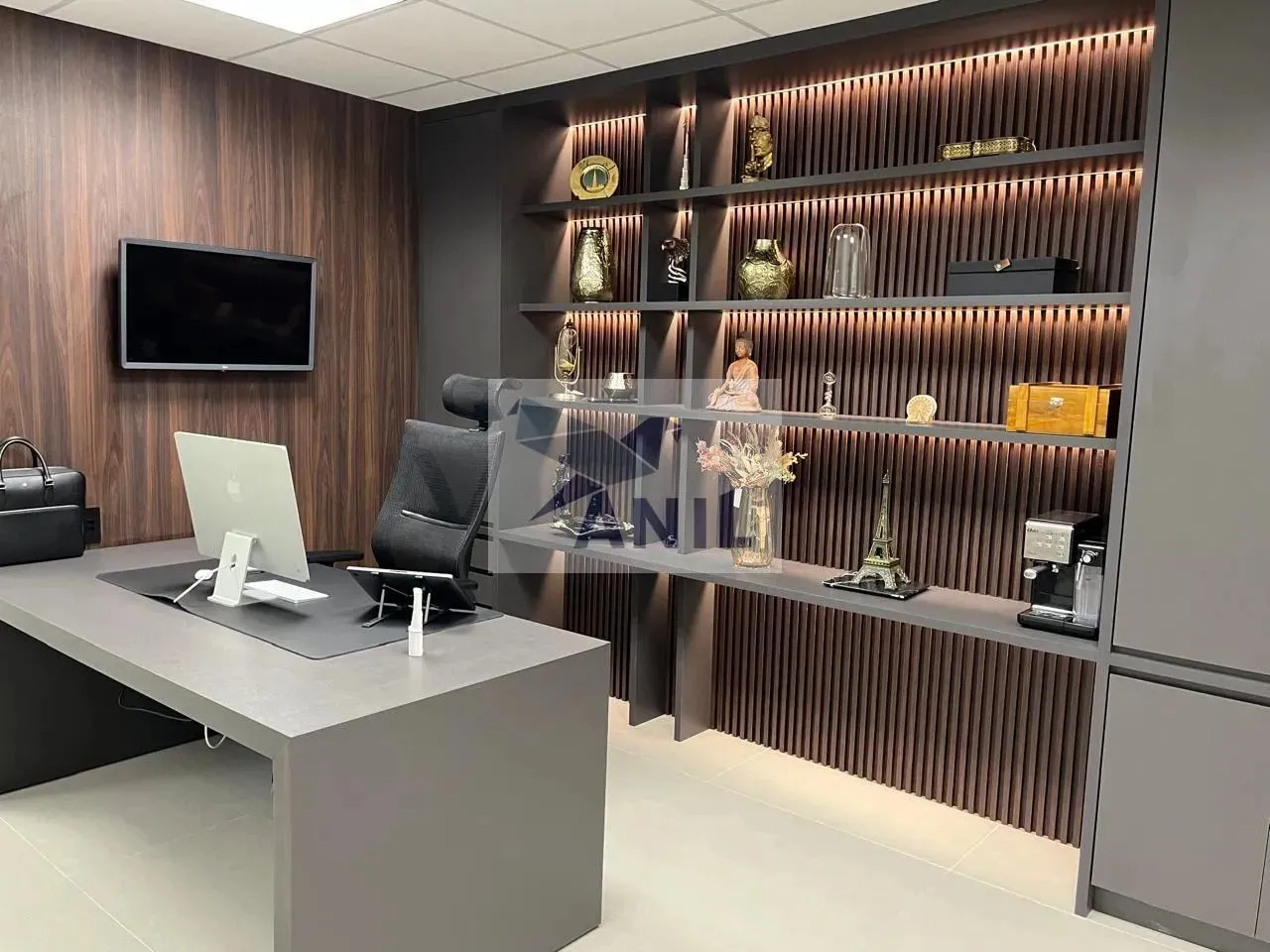 Sala comercial em Savassi, BH, 130 m², à venda por R$1.180.000. Excelente localização!