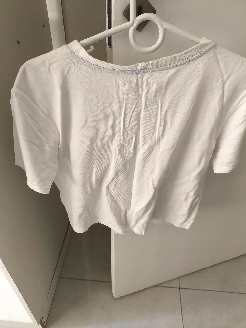 Blusa cropped - Foto 2