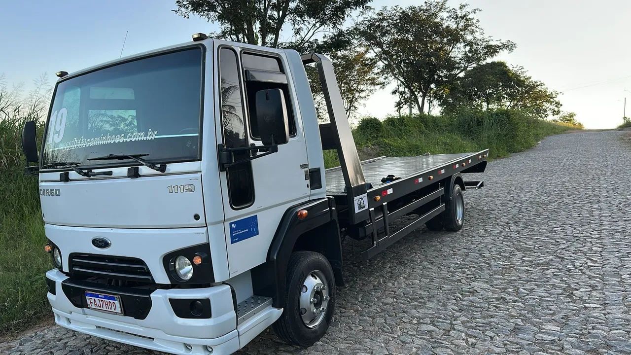 Cargo 1119 2019 com plataforma 6.30 e asa delta unico dono impecavel