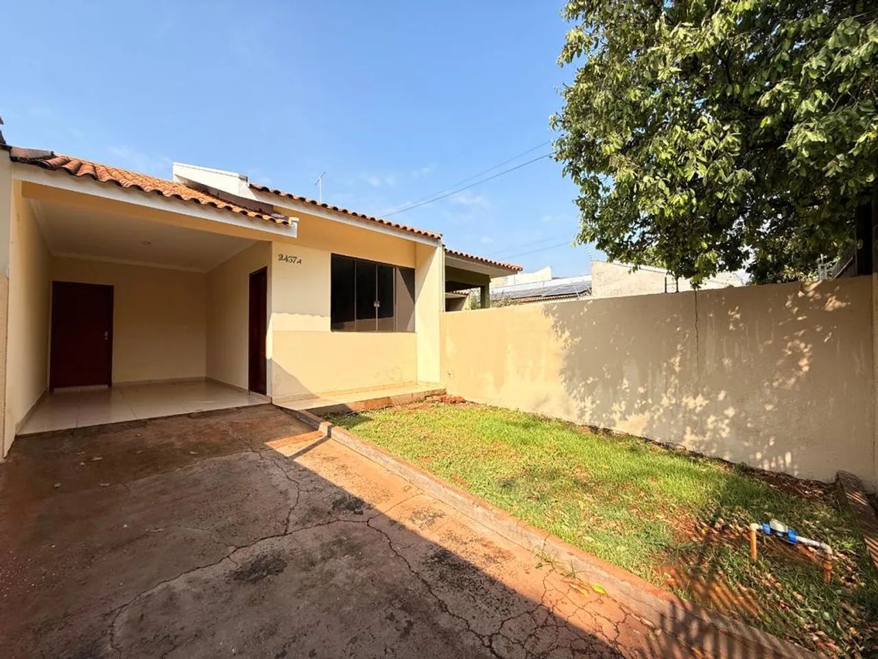 Casa para alugar em Maringá, Jardim Alvorada, com 3 quartos, com 100 m² - Foto 2