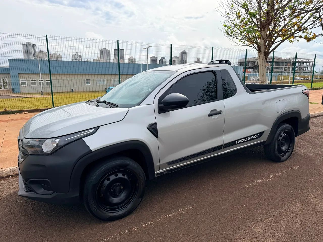 Fiat Strada Endurance 1.4 Flex 8V CS Plus 2022 - Foto 4