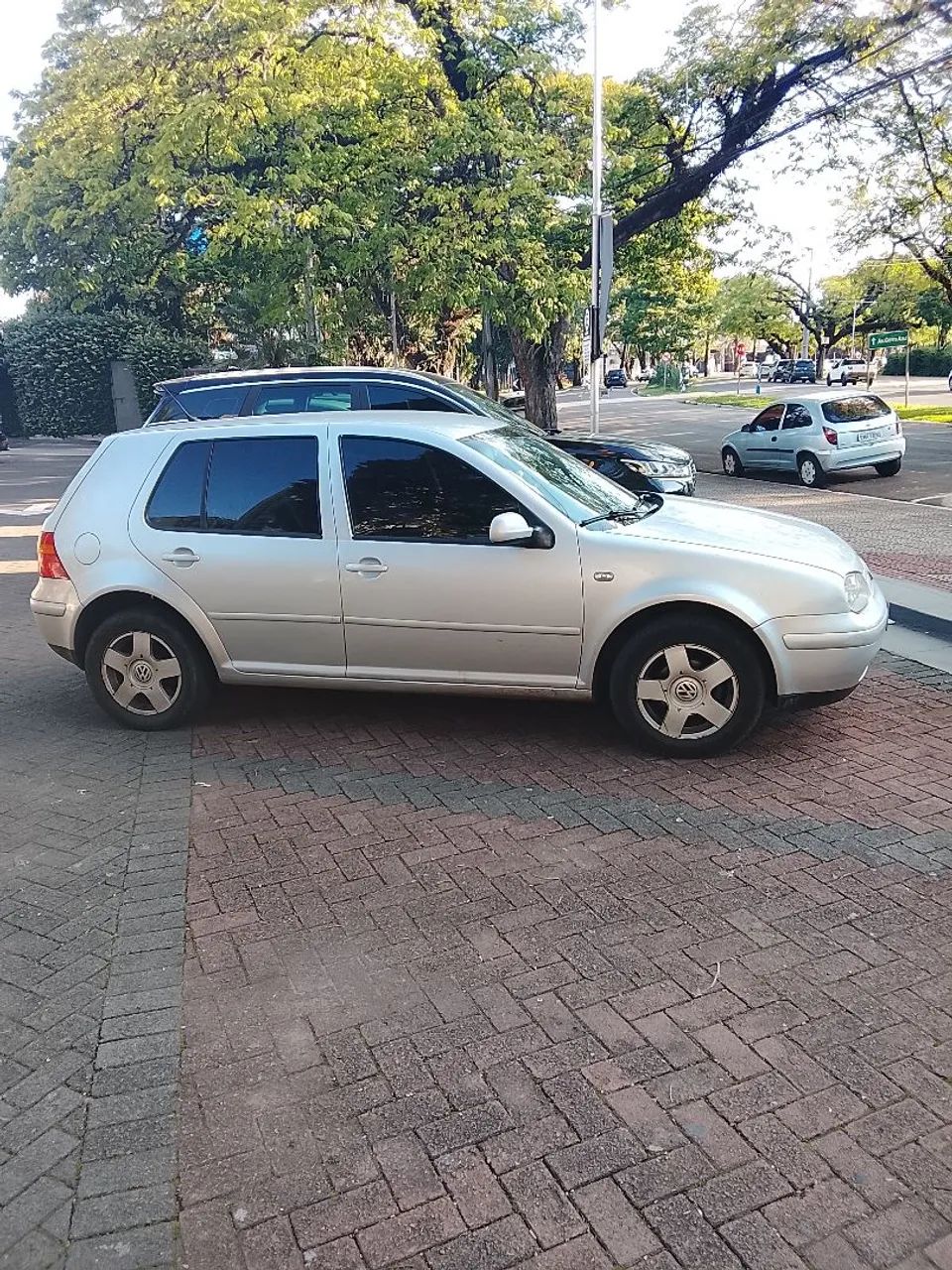 Volkswagen Golf 1.6 MI/ 1.6 MI Gener./black & Silver 2002