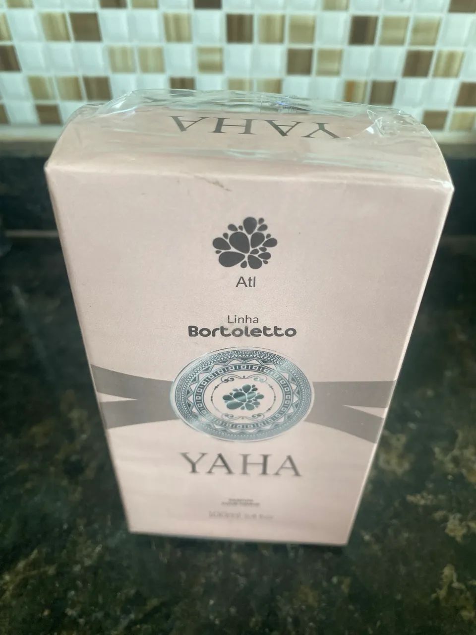 Perfume Feminino Árabe Yara 100ml - Foto 4