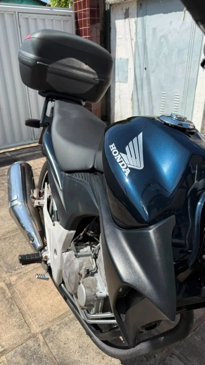 Honda CB 300 - Foto 2