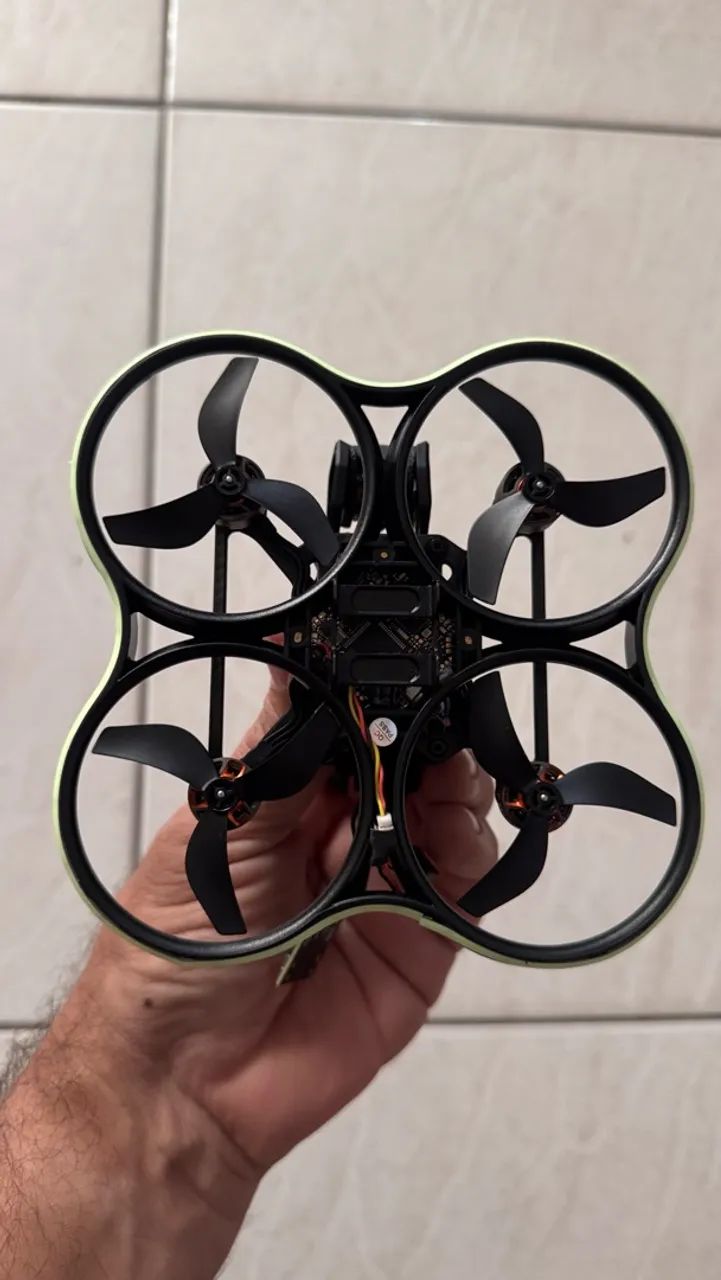 Drone Pavo 20 pro