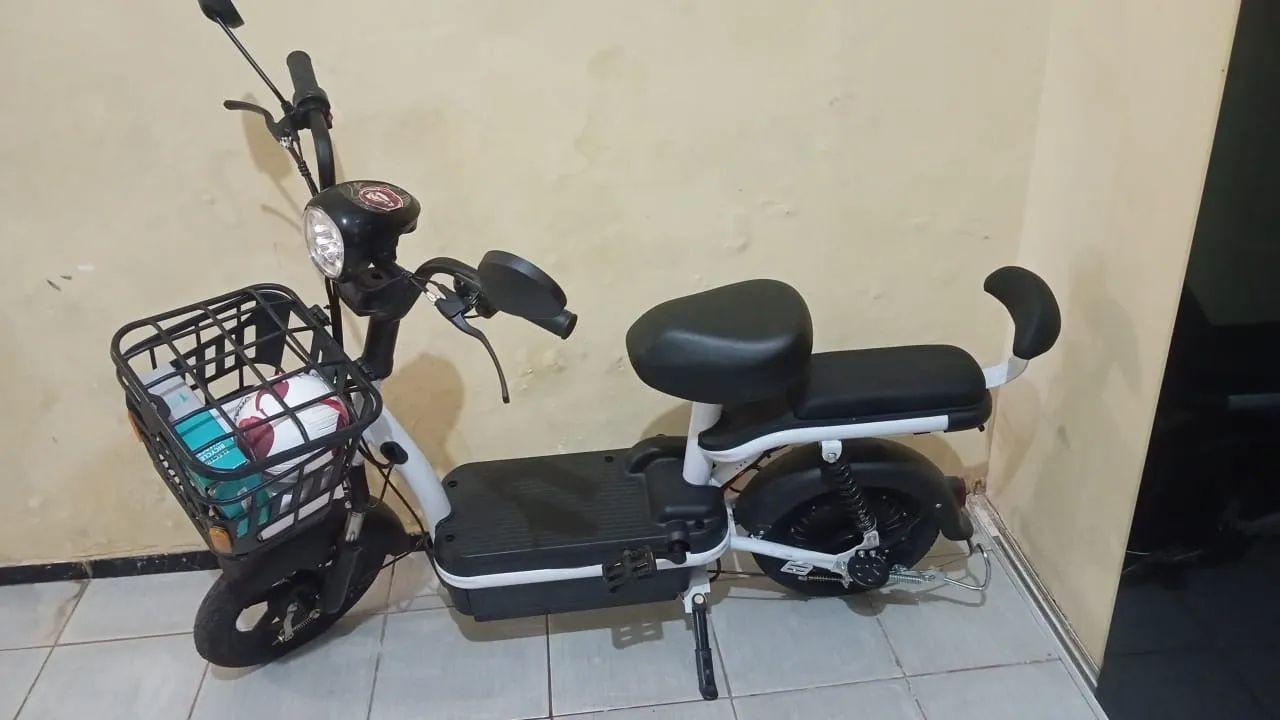 Moto elétrica scooter 