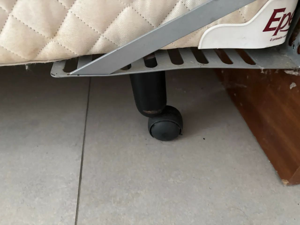 Cama Box  de casal 