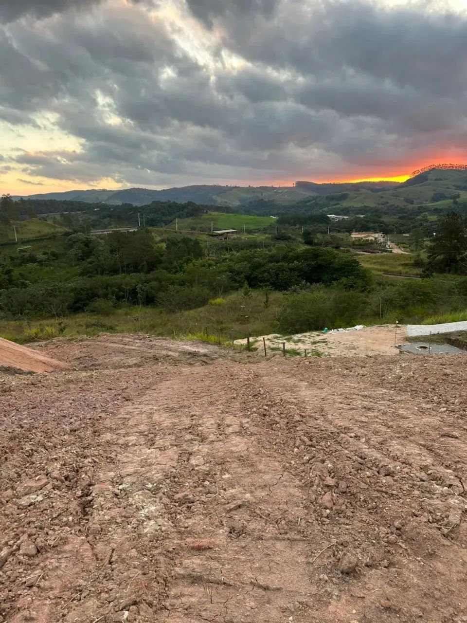 TERRENO PRONTO PARA CONSTRUIR - Foto 3