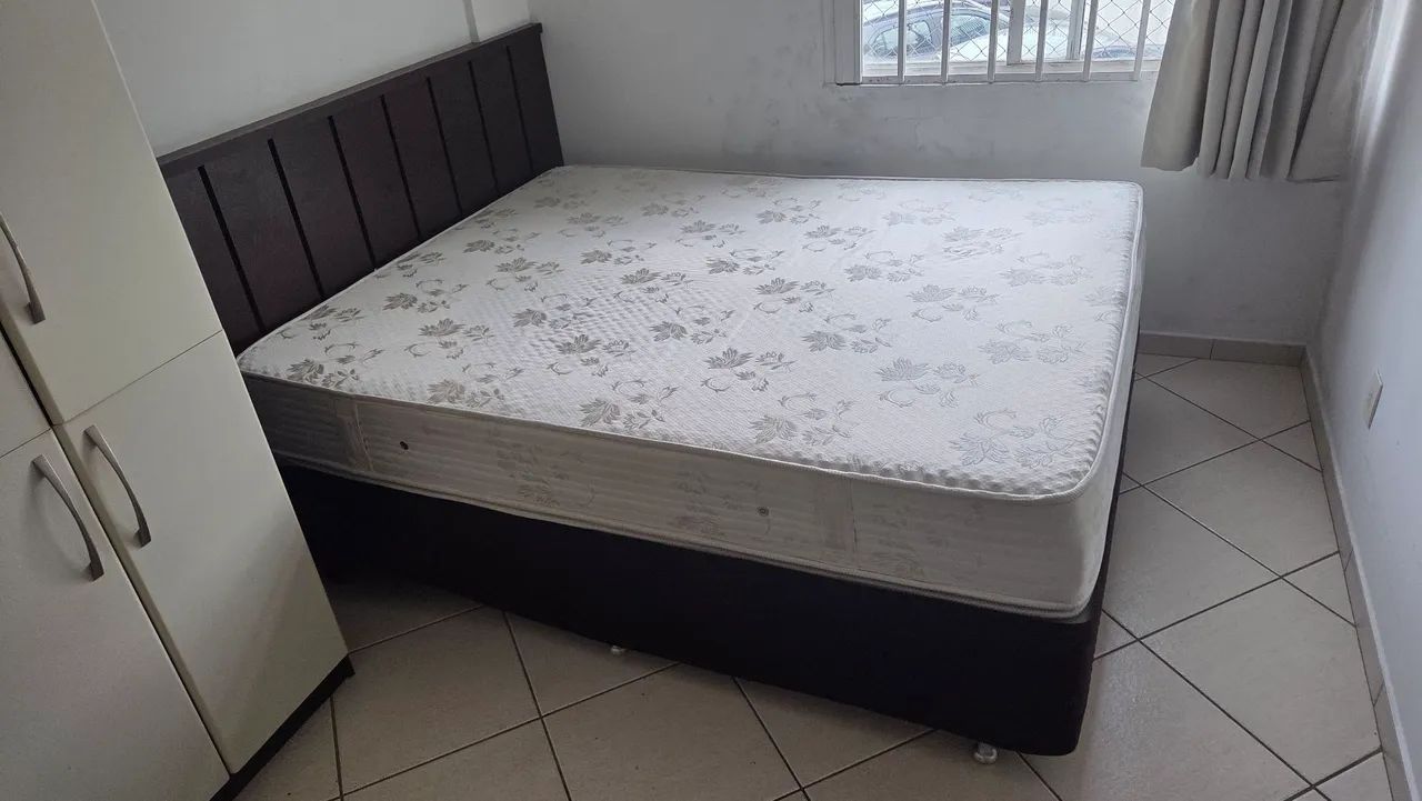 Cama de casal queen size