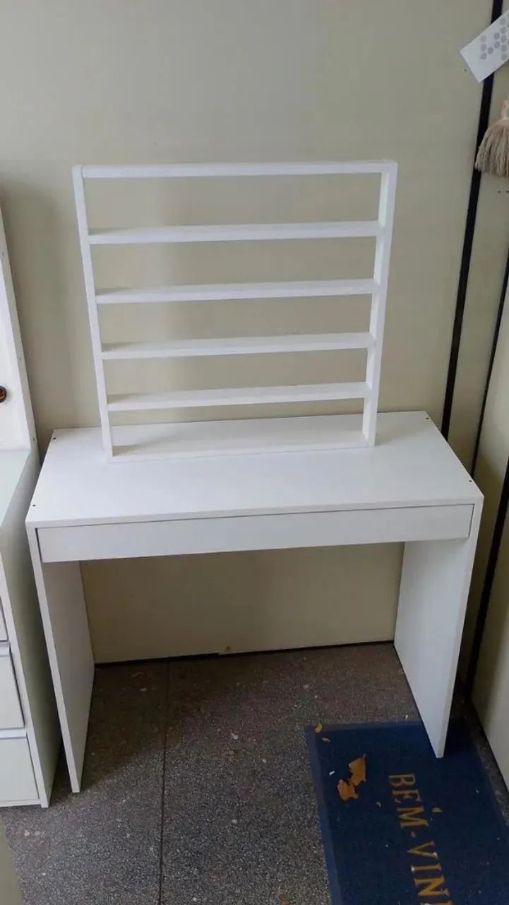 Mesa Gavetão+ expositor de esmalte 