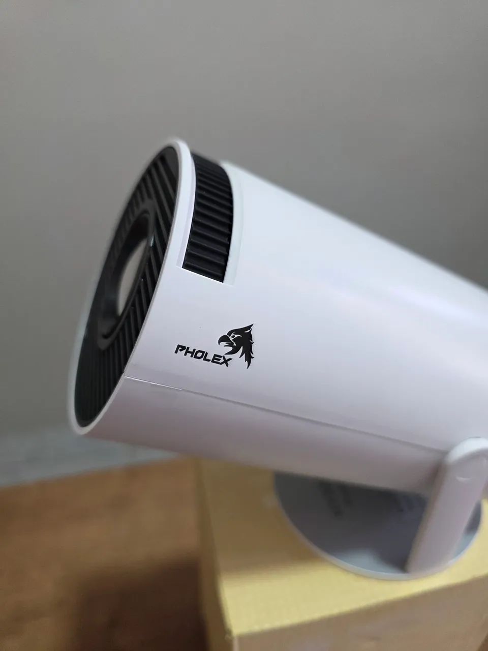 Projetor HY300 Novo na caixa<br><br>R$219 R$ - Foto 2