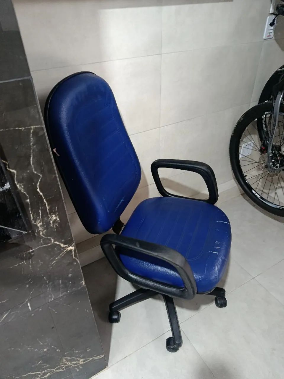 Cadeira giratória - Foto 2