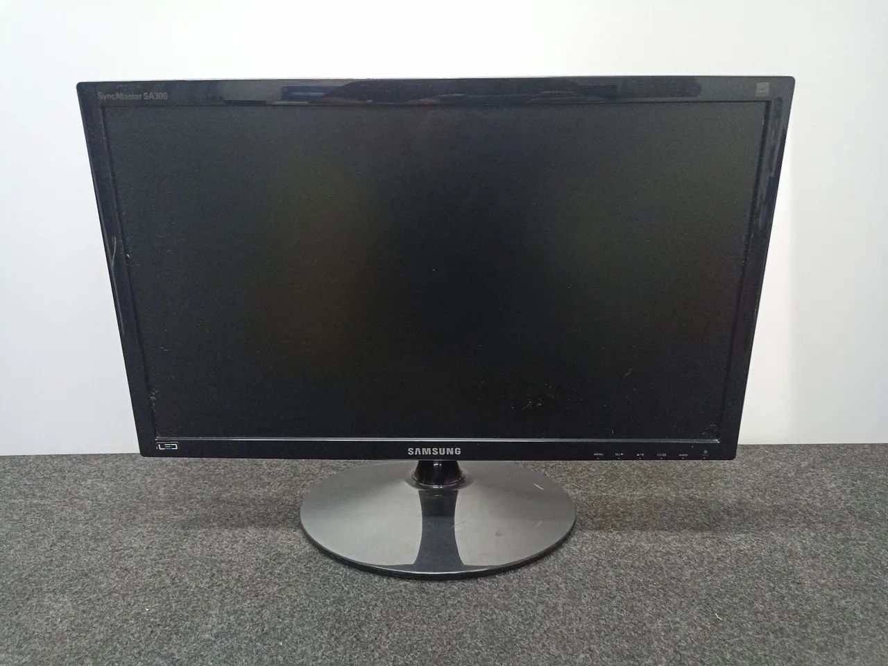 Monitor led 22 polegadas 
