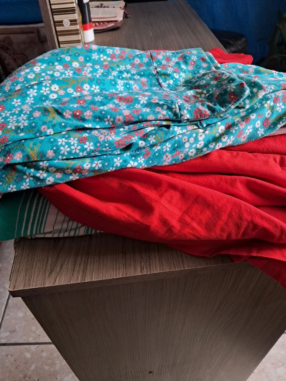Roupas para reuso em ótimo estado 