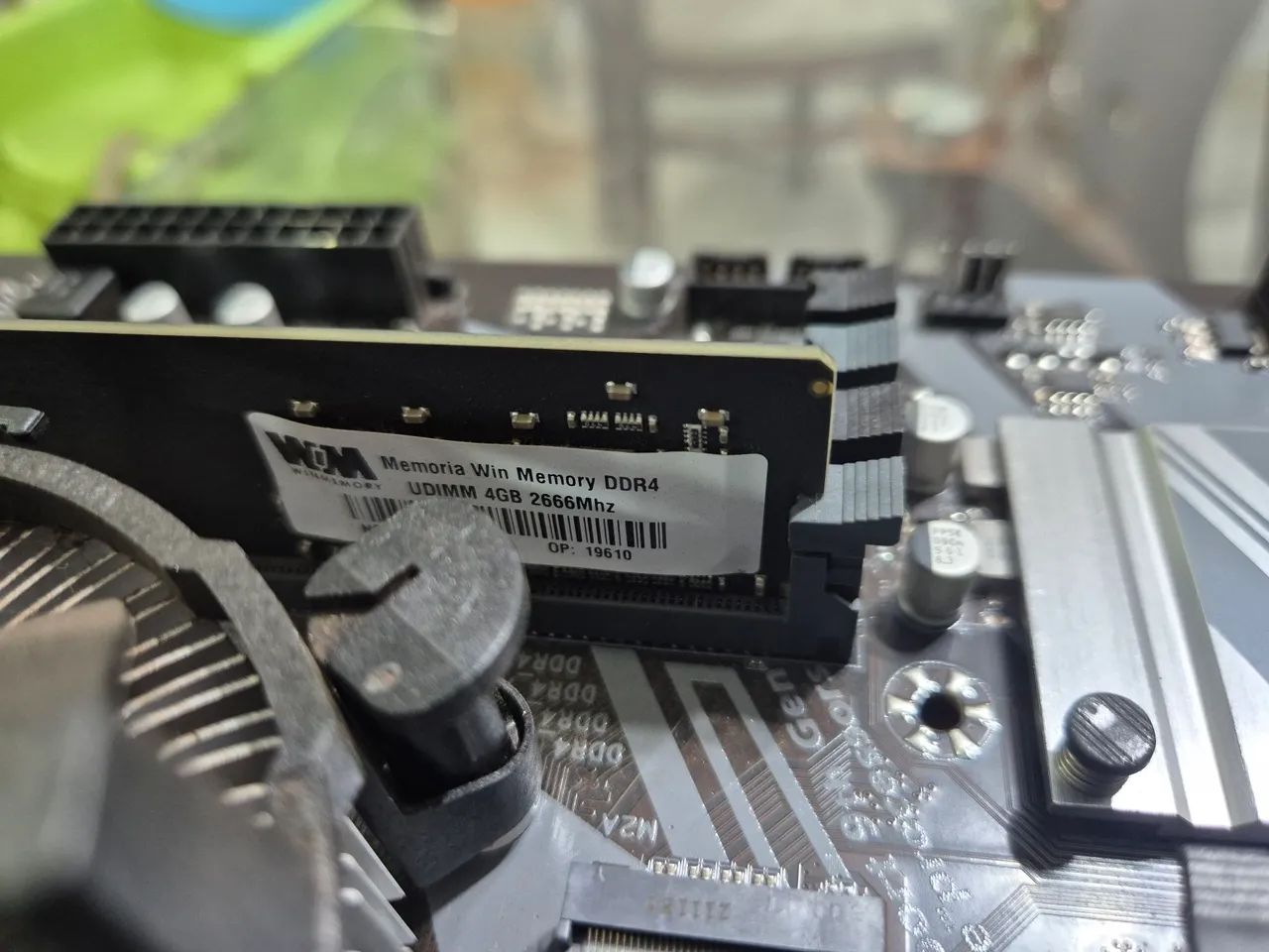 Placa mãe Gigabyte Z390 D com processador e memória  - Foto 4