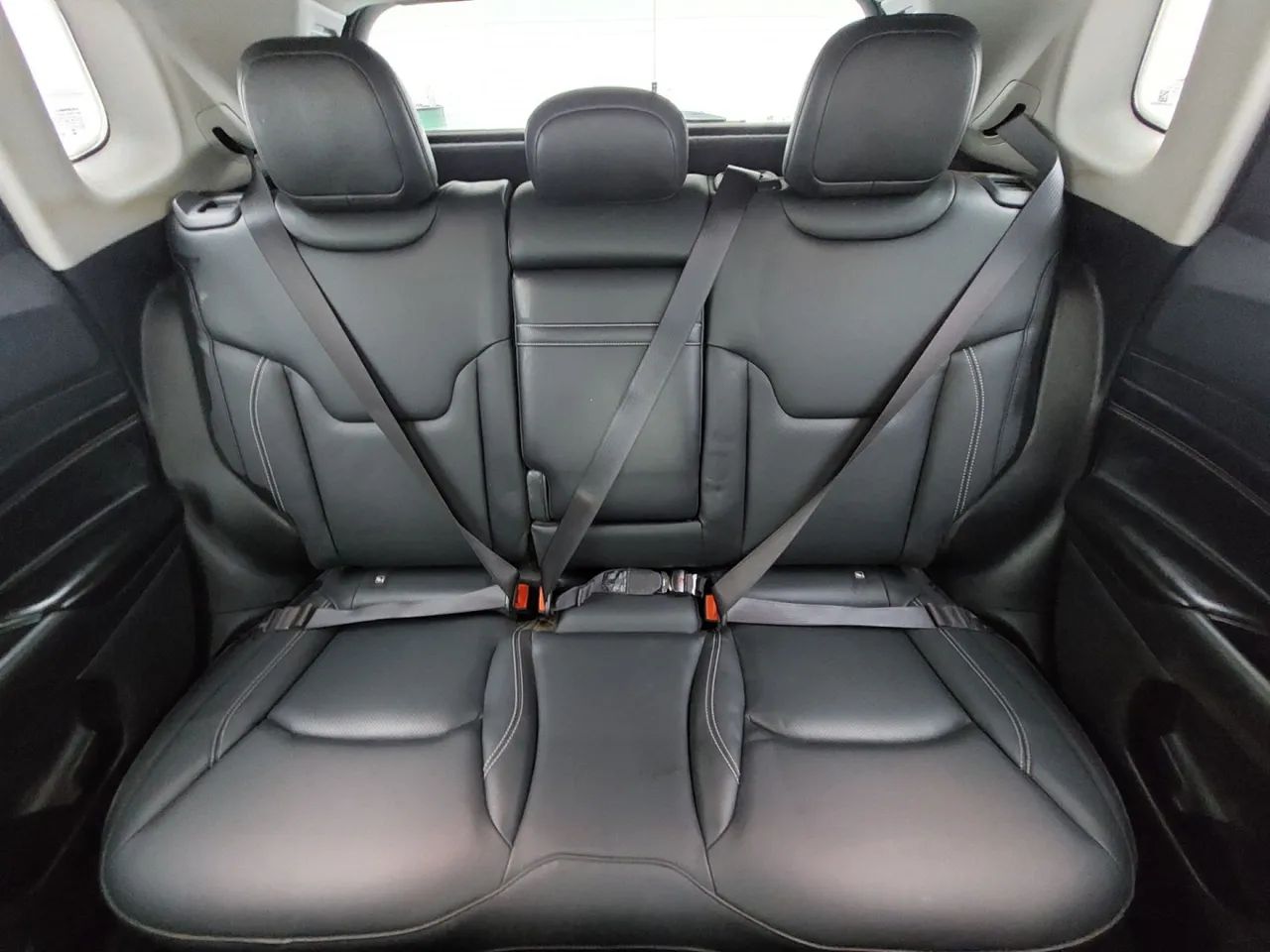 Jeep Compass LONG. T270 1.3 TB 4x2 Flex Aut., foto 18 de 18