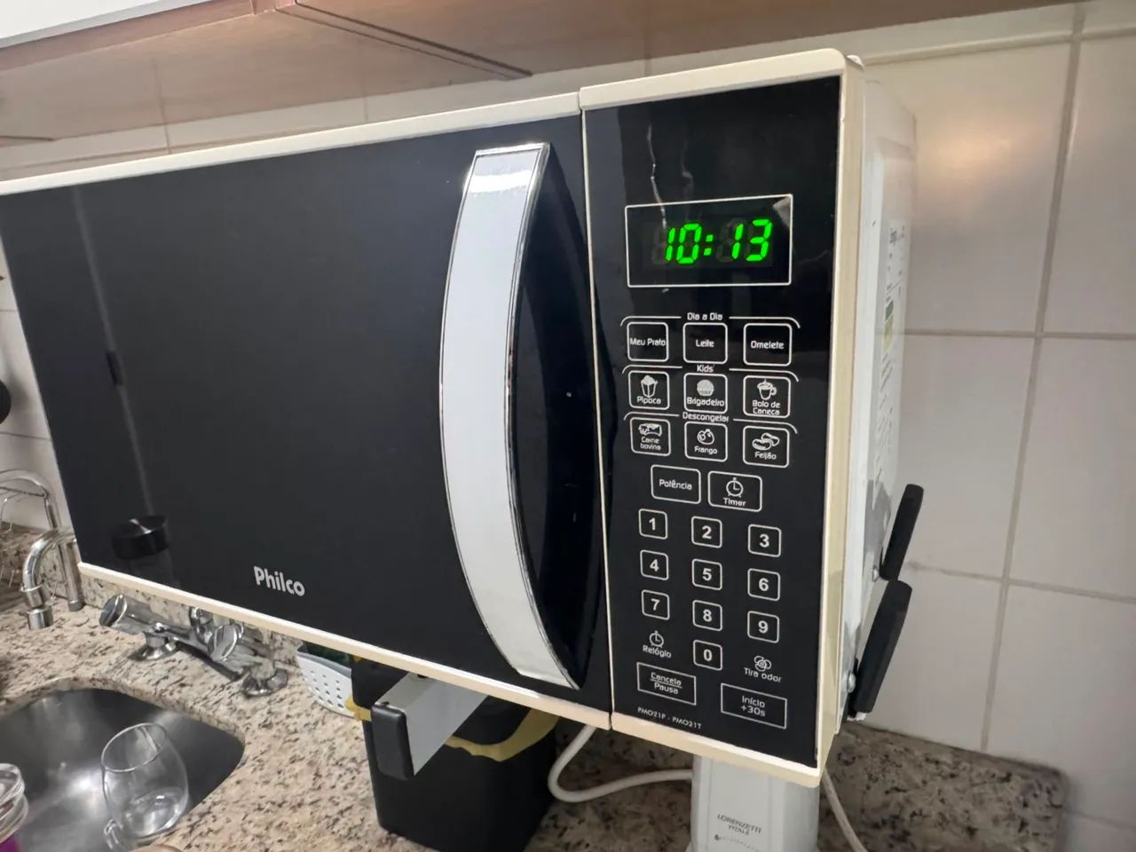 Microondas + jogo de pratos de brinde  - Foto 3