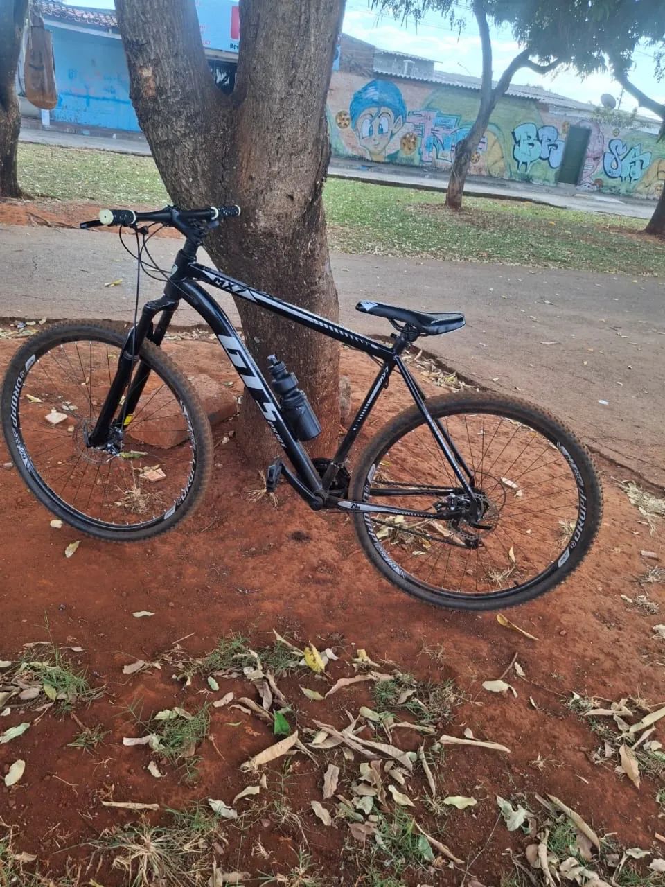 BICICLETA ARO 29 semi nova  - Foto 2