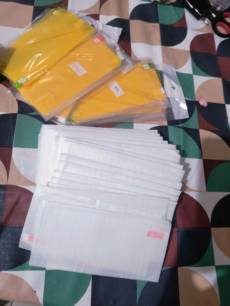 Lote  50 capas  e 50 películas de celular diversos modelos - Foto 2