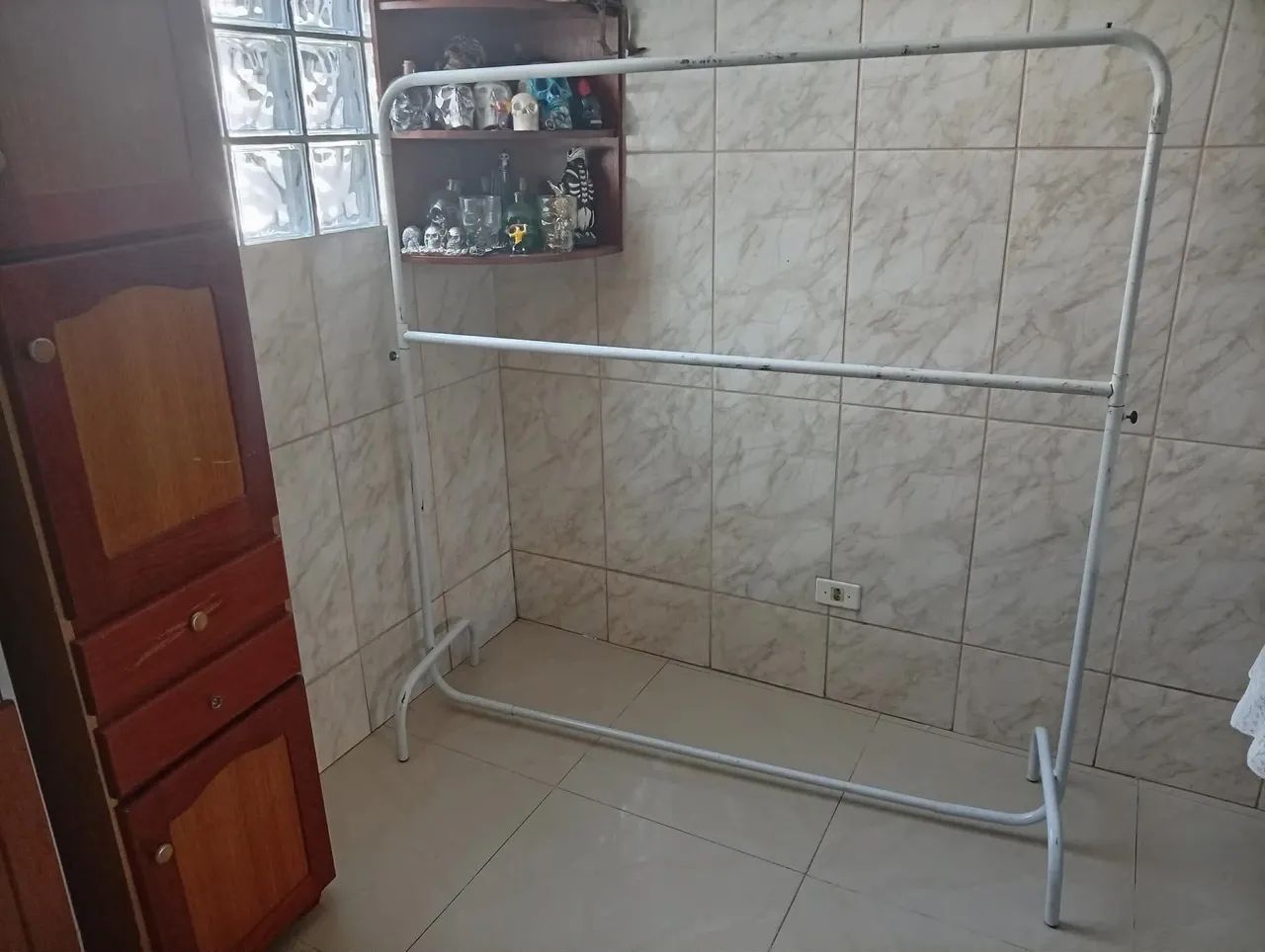 Cabideiro / arara de roupas grande