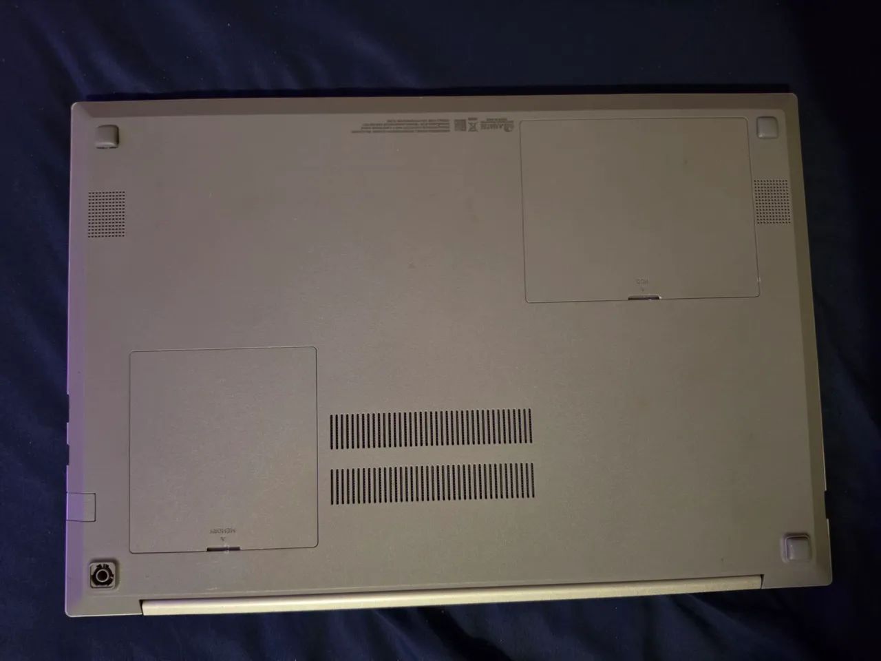 Samsung Book E30 i3 10TH GEN 4GB de RAM 256SSD - Foto 3