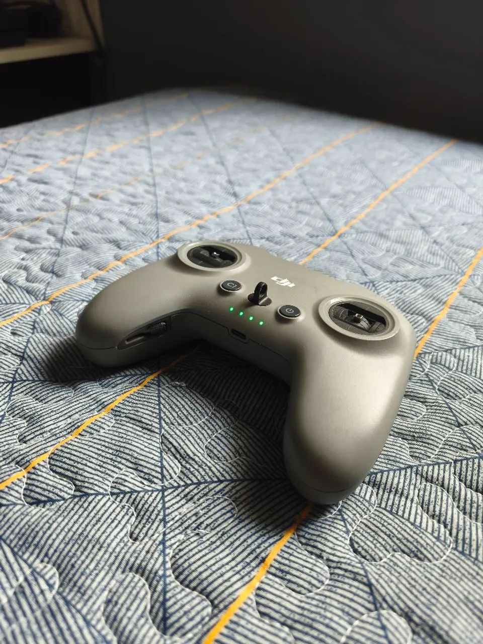 DJI FPV Remote Controller 3 - p/ Avata 2 e O4 - Foto 2