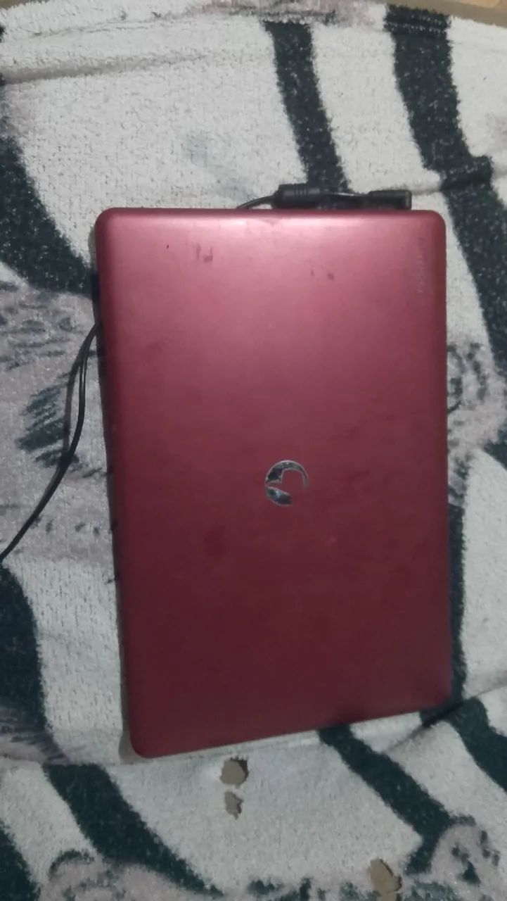 Notebook Win 3 positivo funcionando perfeitamente na tomada carregador com problema - Foto 4