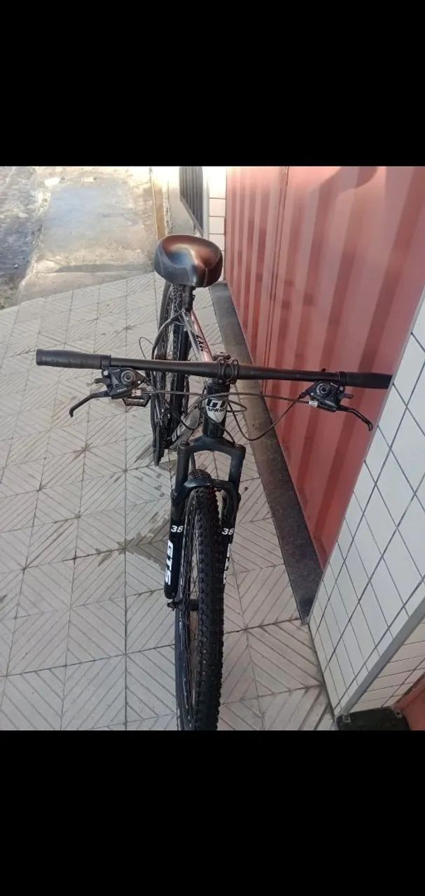 Bicicleta usada semi nova  - Foto 2