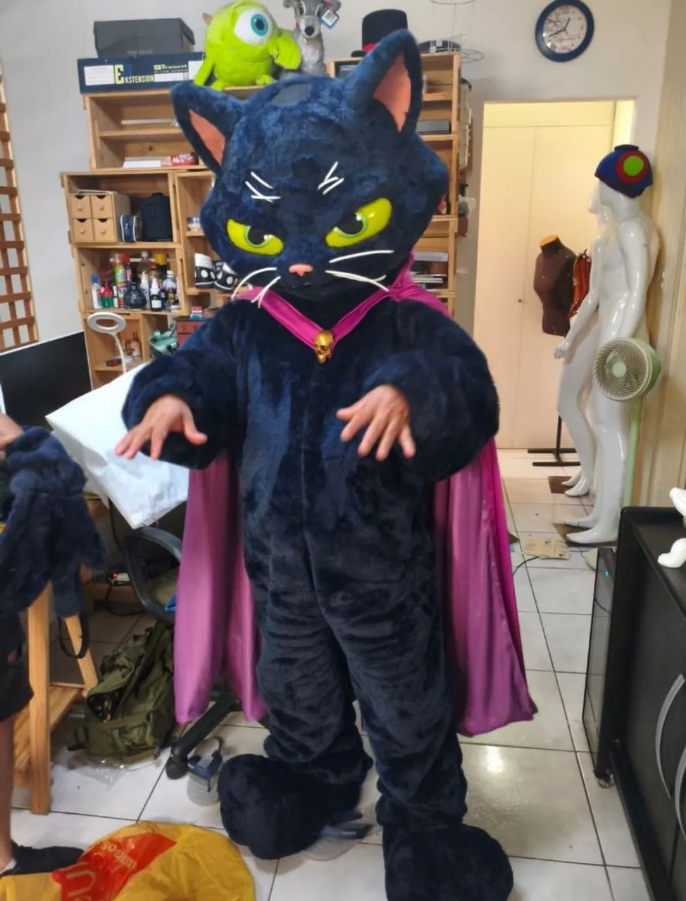 Cabeça e Roupa Mascote