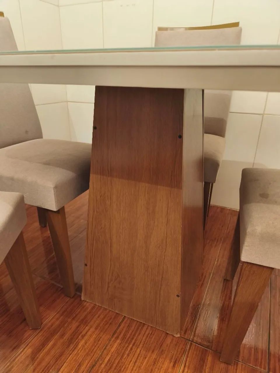 Mesa 4 cadeiras com tampa de vidro  - Foto 3