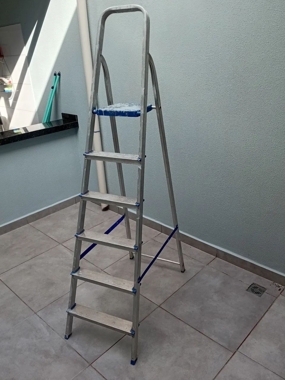 ESCADA ALUMÍNIO MOR