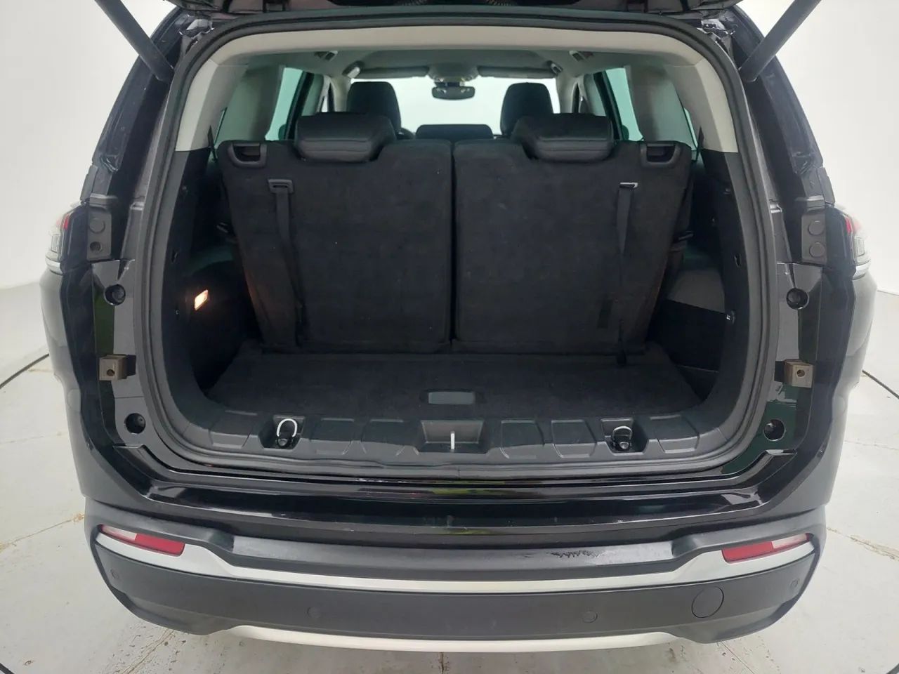 Jeep Commander Limited T270 1.3 TB Flex Aut., foto 9 de 18