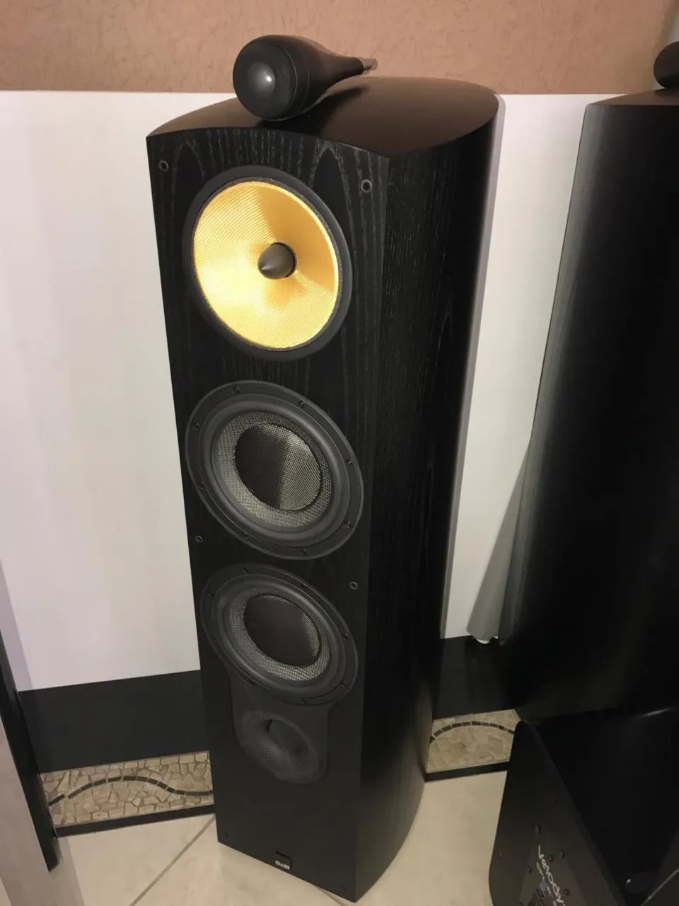 Caixa de som B&W Home Theater