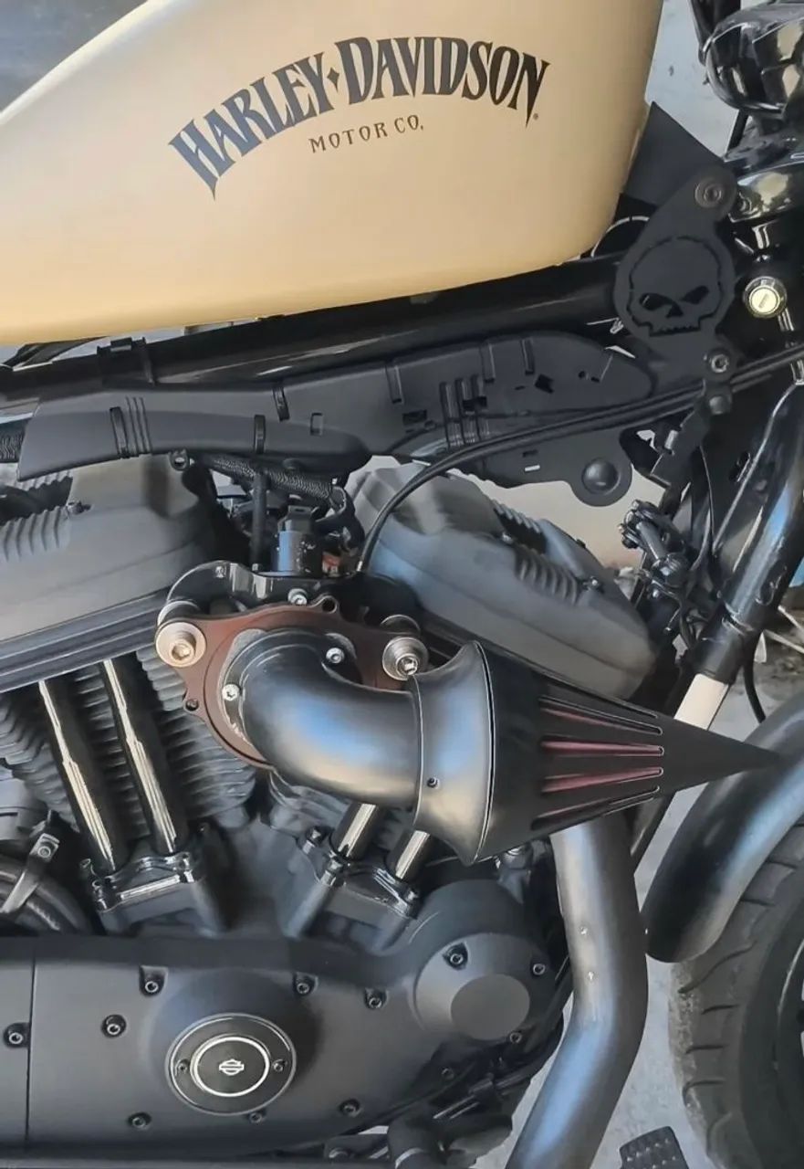 Harley Davidson Iron 883 - Foto 2