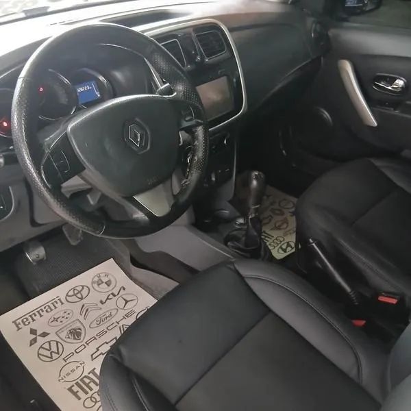 Renault Logan Dynamique Flex 1.6 16V 4P 2015 - Foto 4
