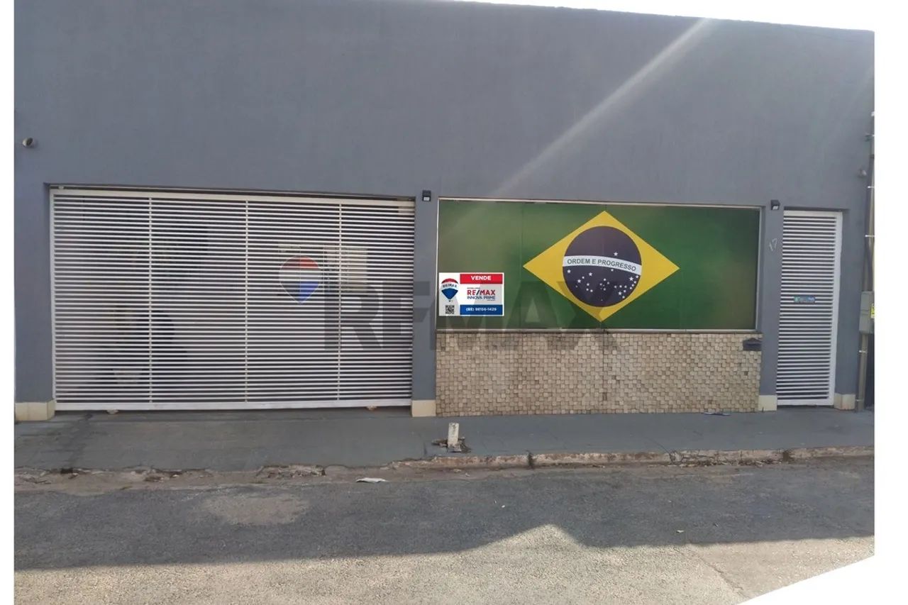 Casa térrea no bairro Coophamil - Semi Mobiliada Com Preço Reduzido!