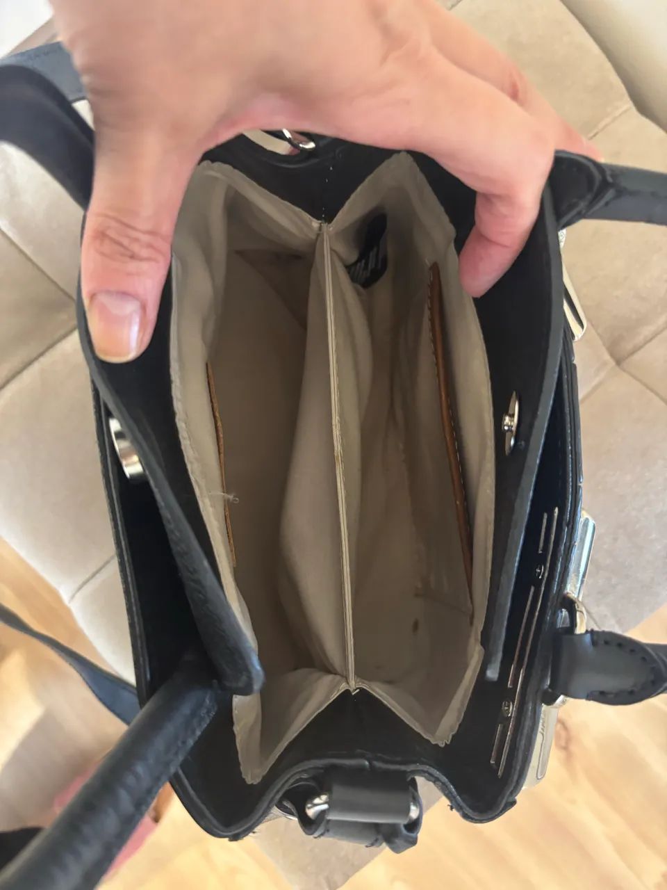 Bolsa Arezzo Tote Colorida - Foto 3
