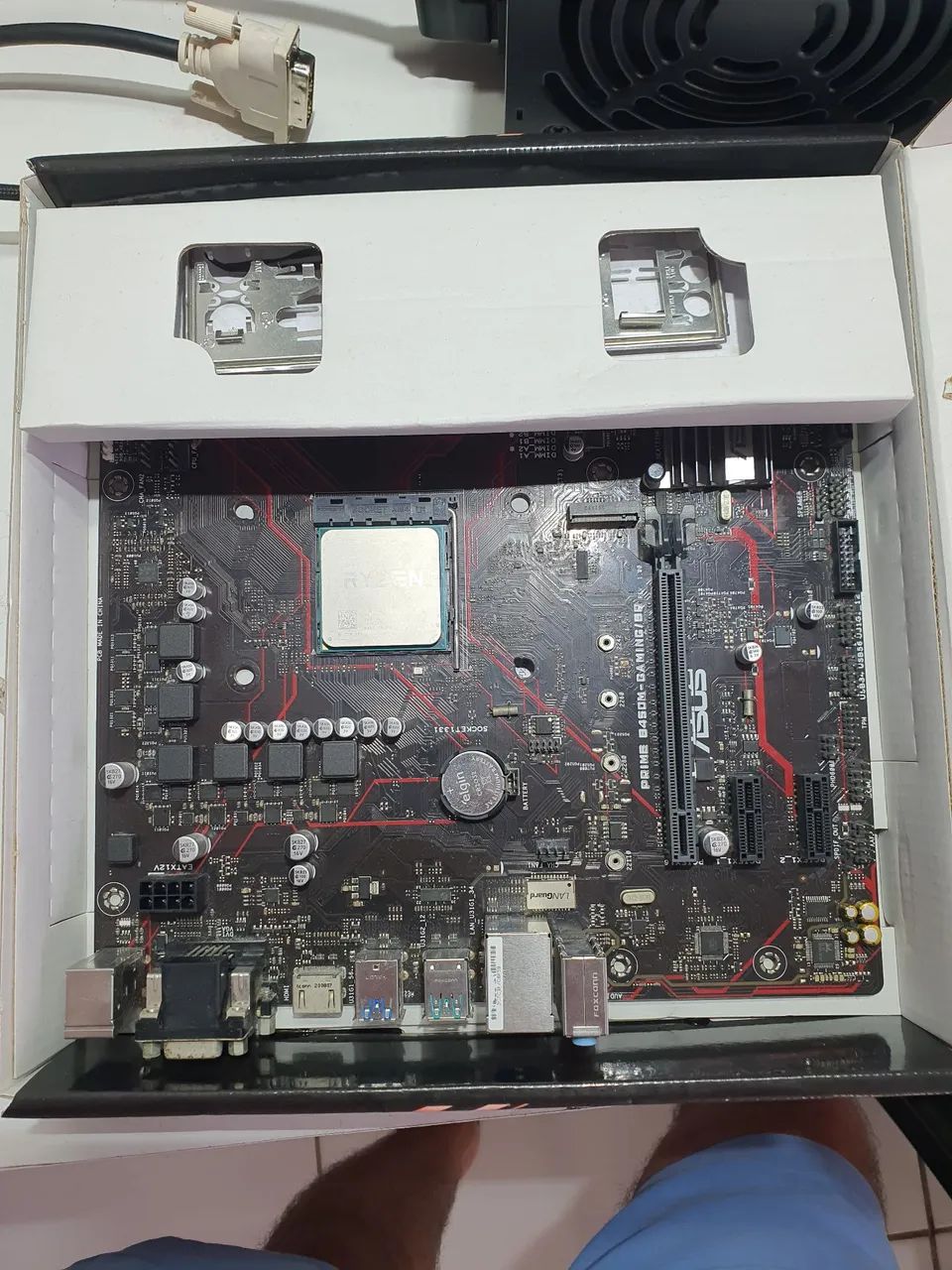 Kit Ryzen 3 2200G + B450 - Foto 2