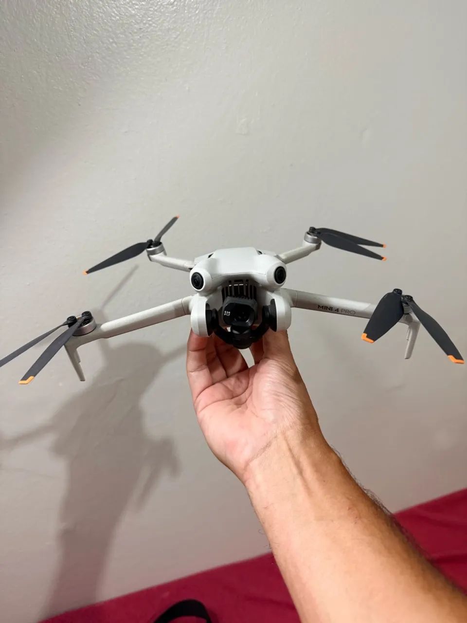 DRONE DJI MINI 4 PRO FLY MORE COMBO - Foto 2